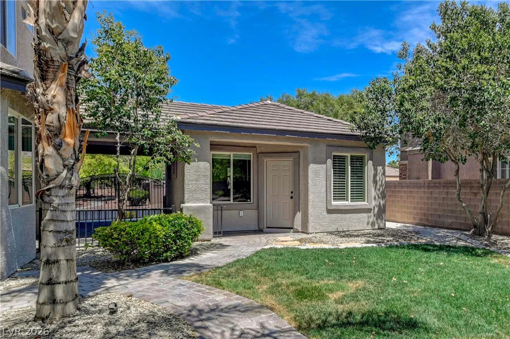 5817 Christine Falls, Las Vegas, NV 89130