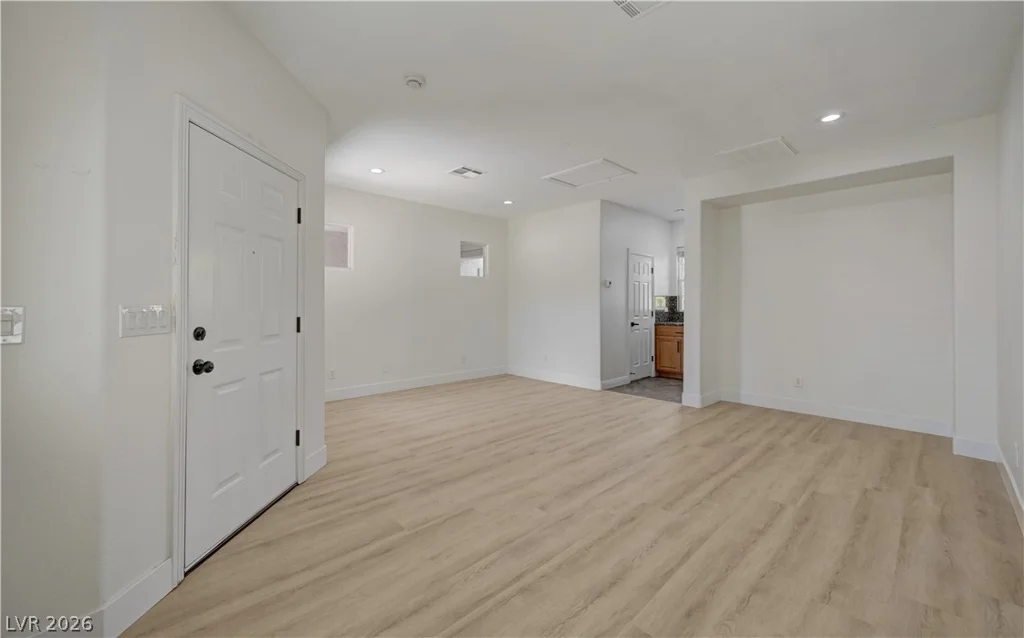 5817 Christine Falls, Las Vegas, NV 89130