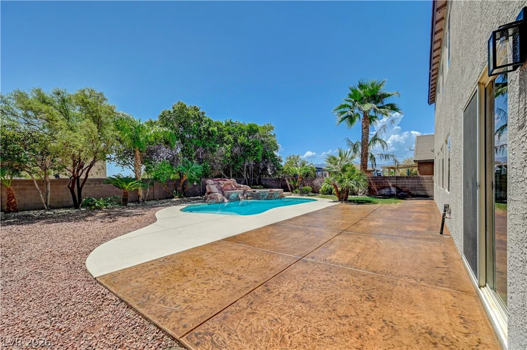 5817 Christine Falls, Las Vegas, NV 89130