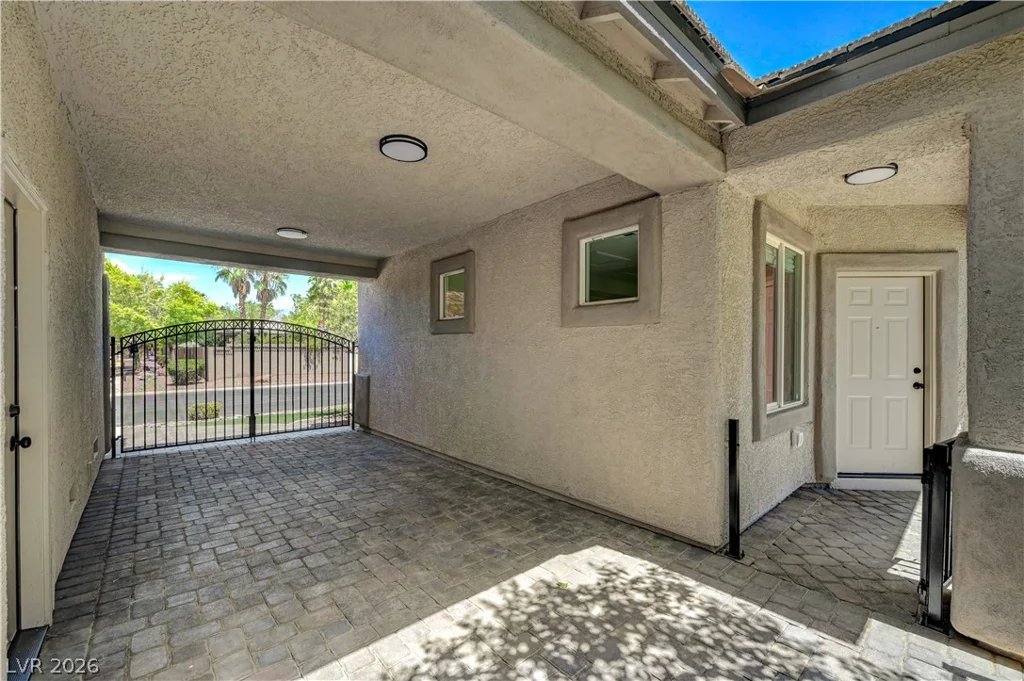 5817 Christine Falls, Las Vegas, NV 89130