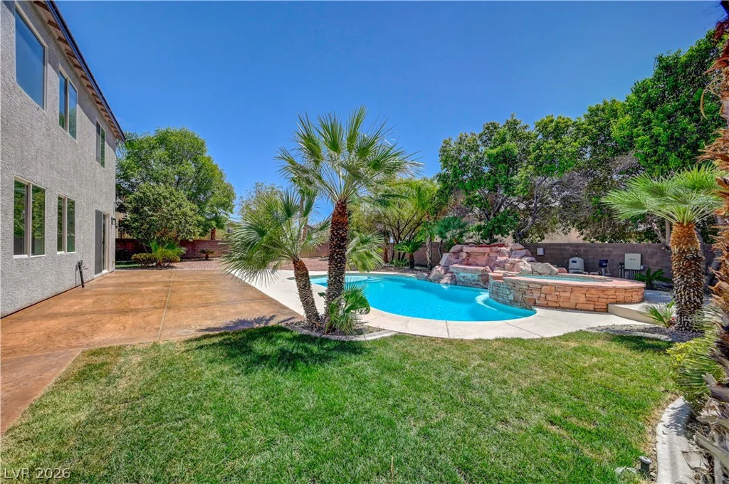 5817 Christine Falls, Las Vegas, NV 89130