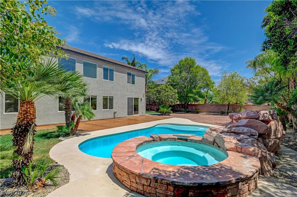 5817 Christine Falls, Las Vegas, NV 89130