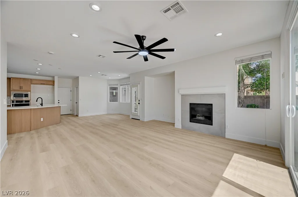 5817 Christine Falls, Las Vegas, NV 89130