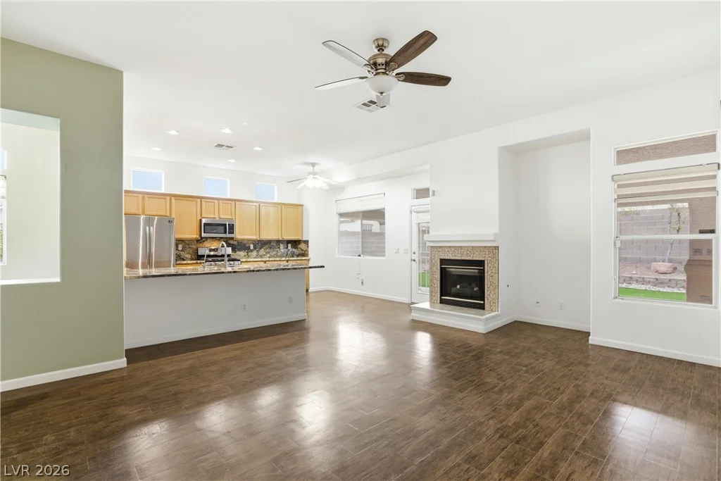 5871 Lost Valley, Las Vegas, NV 89113