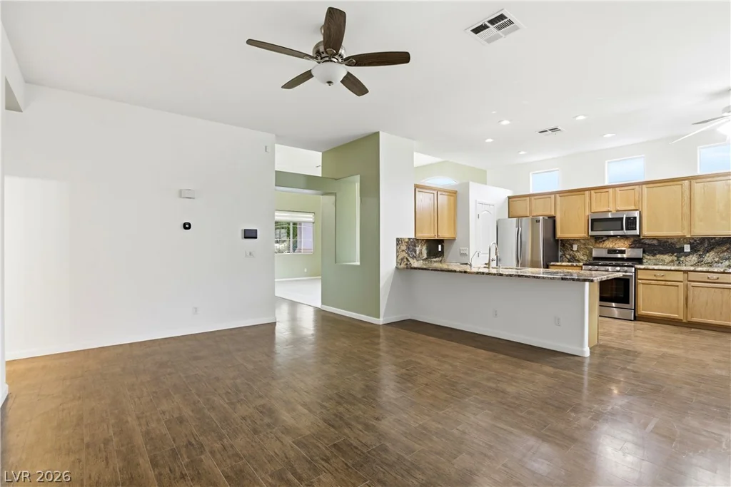 5871 Lost Valley, Las Vegas, NV 89113