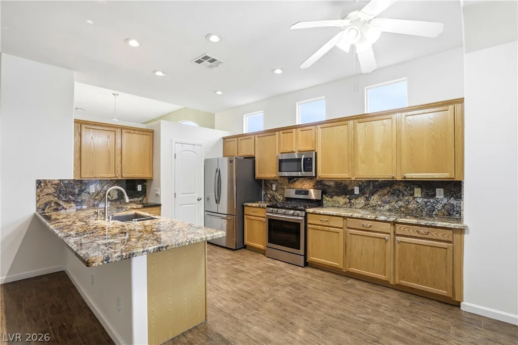 5871 Lost Valley, Las Vegas, NV 89113