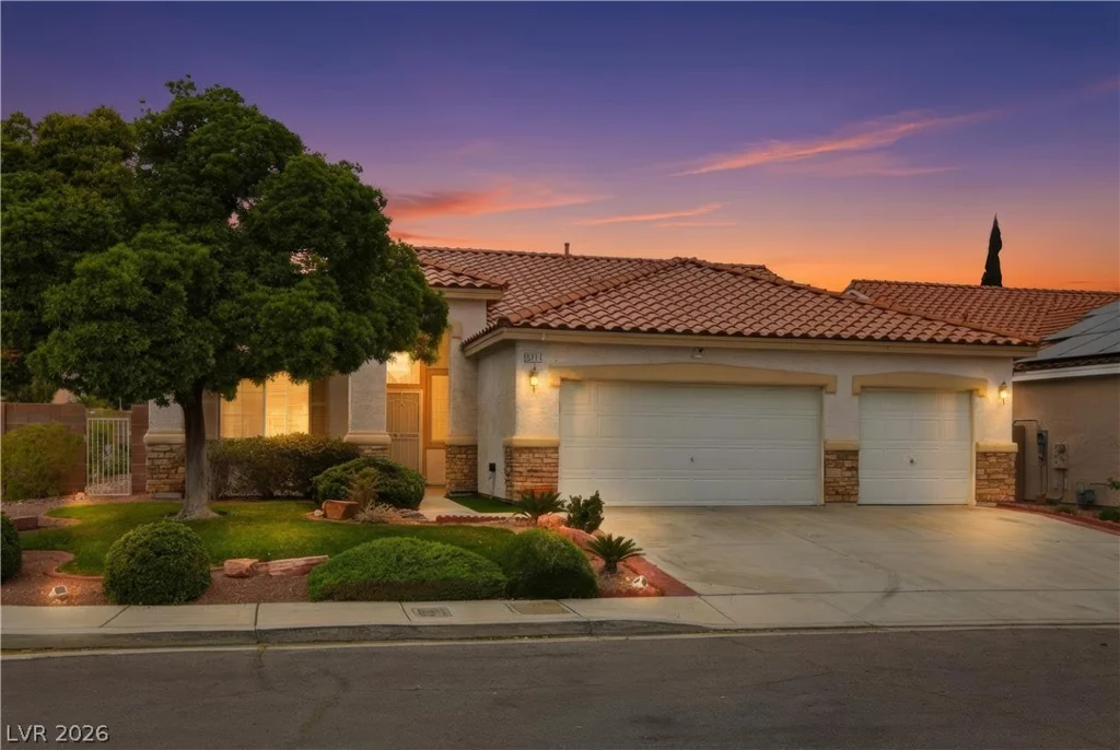 5871 Lost Valley, Las Vegas, NV 89113