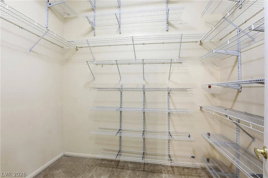 5871 Lost Valley, Las Vegas, NV 89113