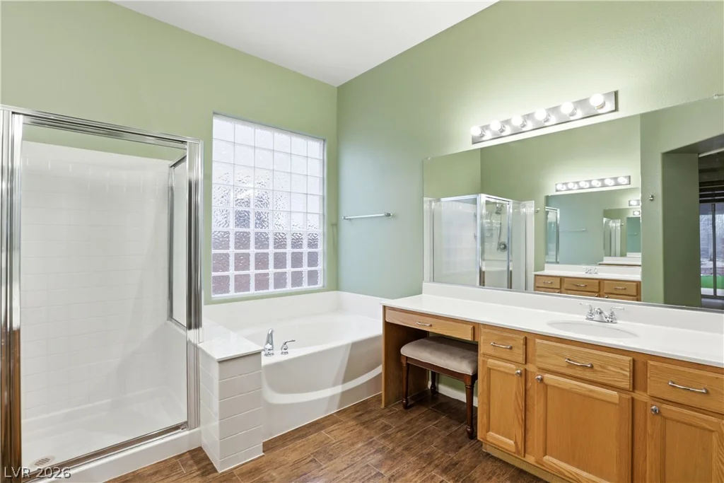 5871 Lost Valley, Las Vegas, NV 89113