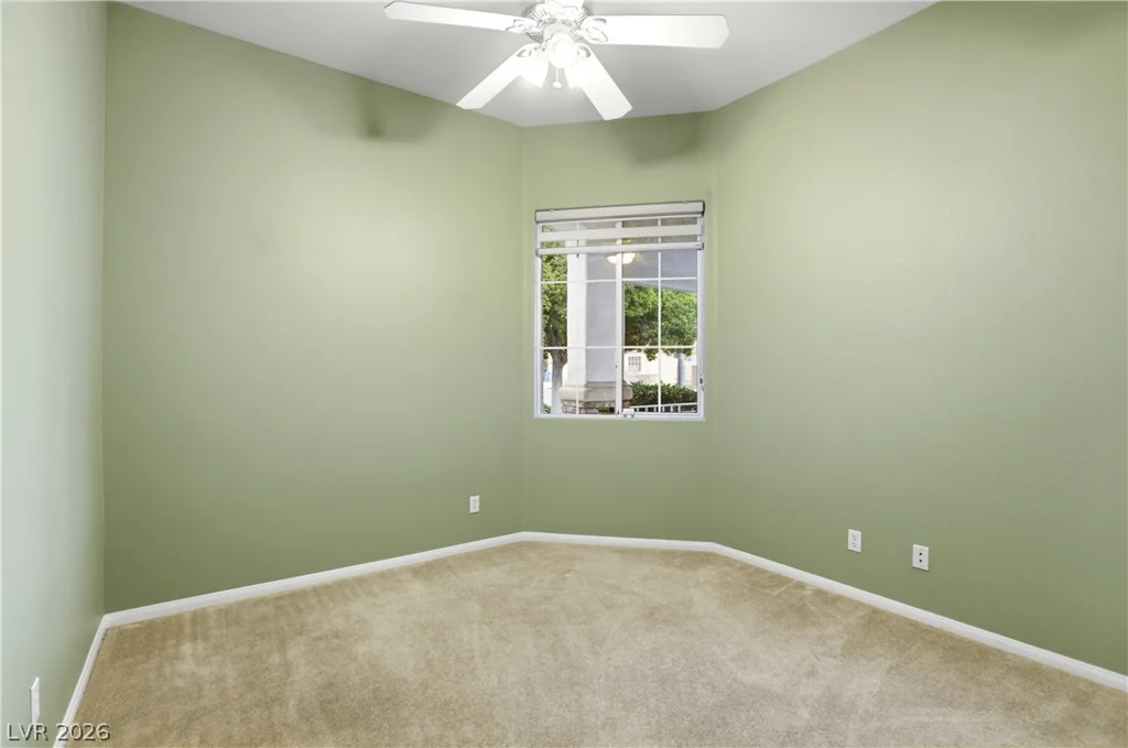 5871 Lost Valley, Las Vegas, NV 89113