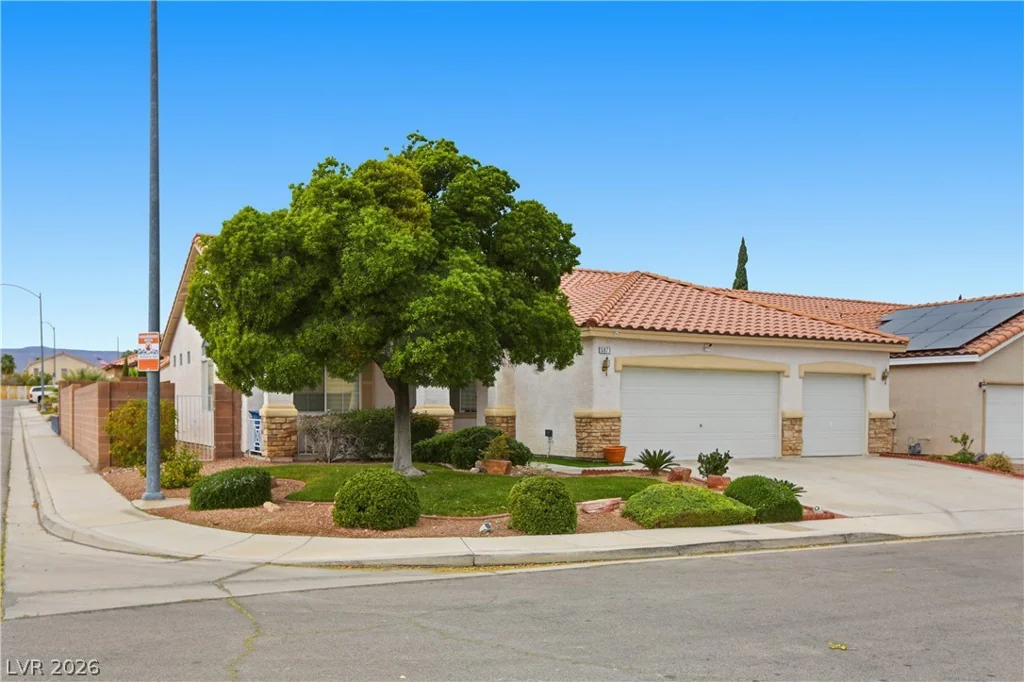 5871 Lost Valley, Las Vegas, NV 89113