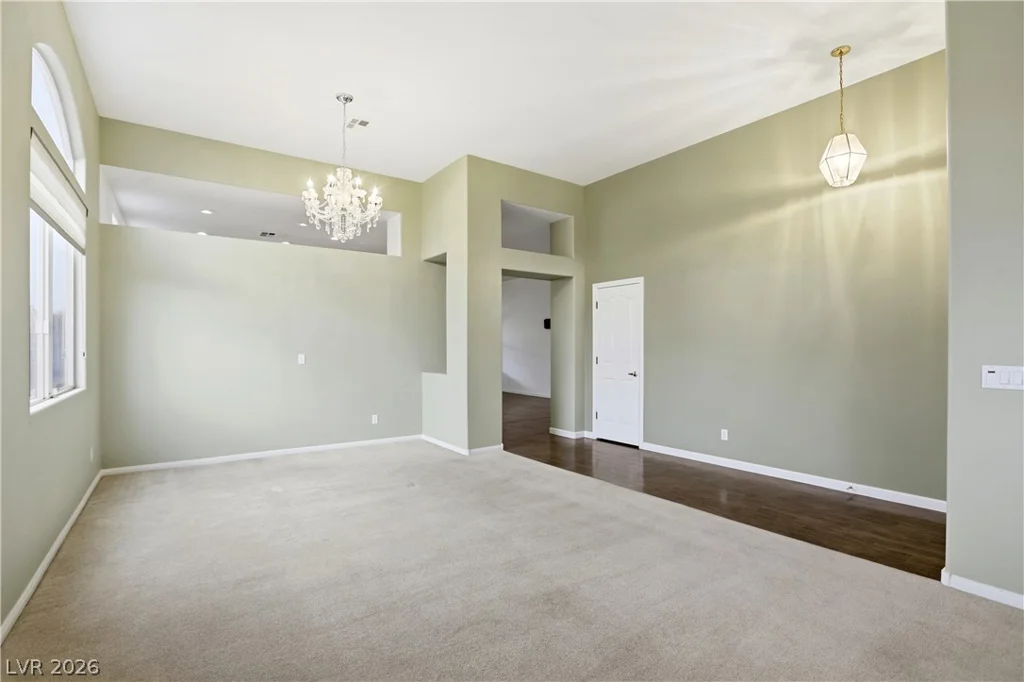 5871 Lost Valley, Las Vegas, NV 89113
