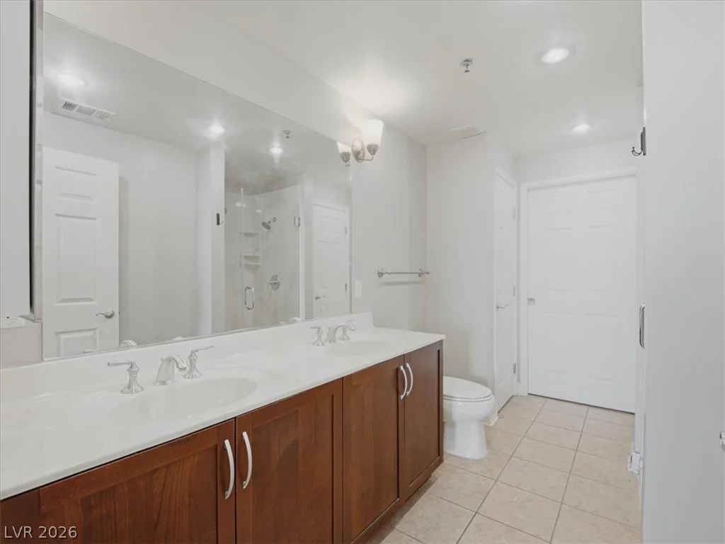 150 Las Vegas, Las Vegas, NV 89101