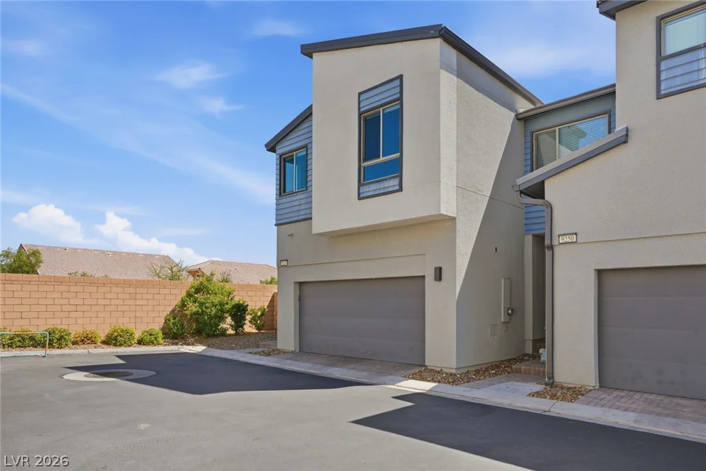9254 Desert Pearl, Las Vegas, NV 89148