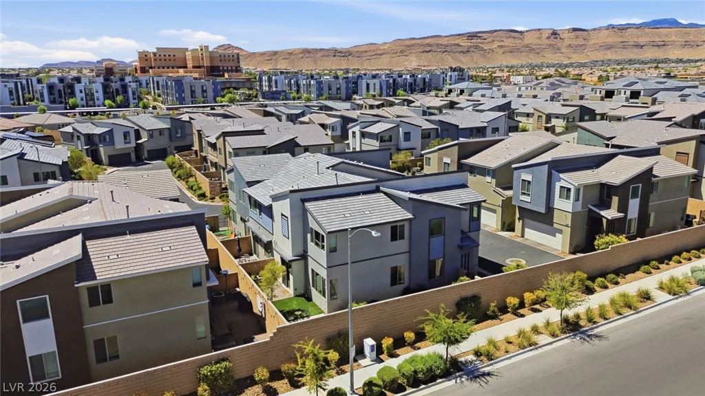 9254 Desert Pearl, Las Vegas, NV 89148