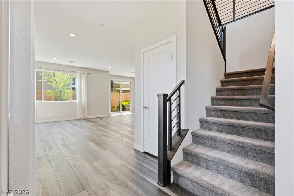 9254 Desert Pearl, Las Vegas, NV 89148