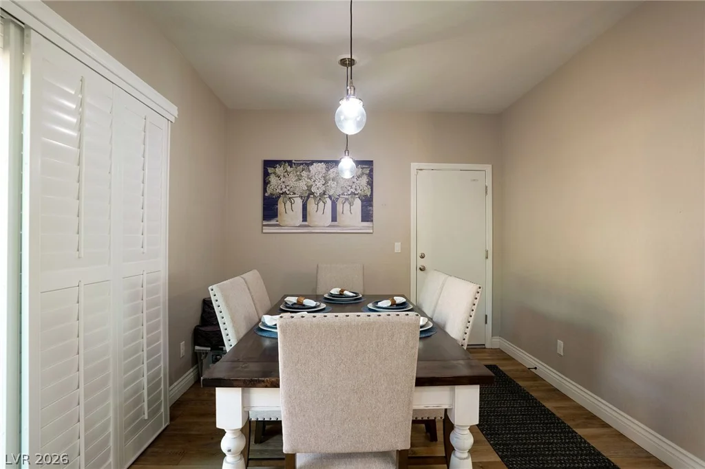 9796 Hearthfire, Las Vegas, NV 89178