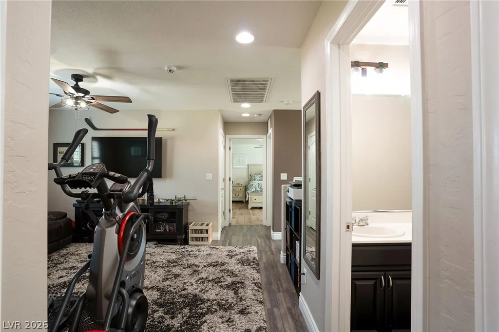 9796 Hearthfire, Las Vegas, NV 89178