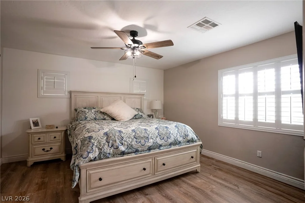 9796 Hearthfire, Las Vegas, NV 89178