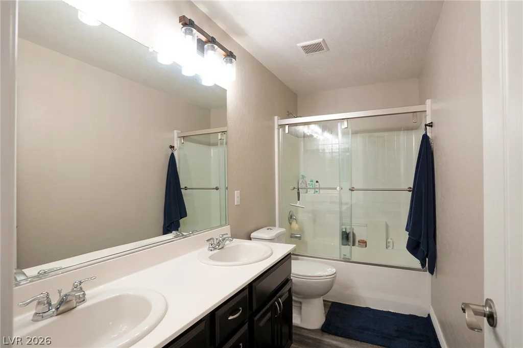9796 Hearthfire, Las Vegas, NV 89178