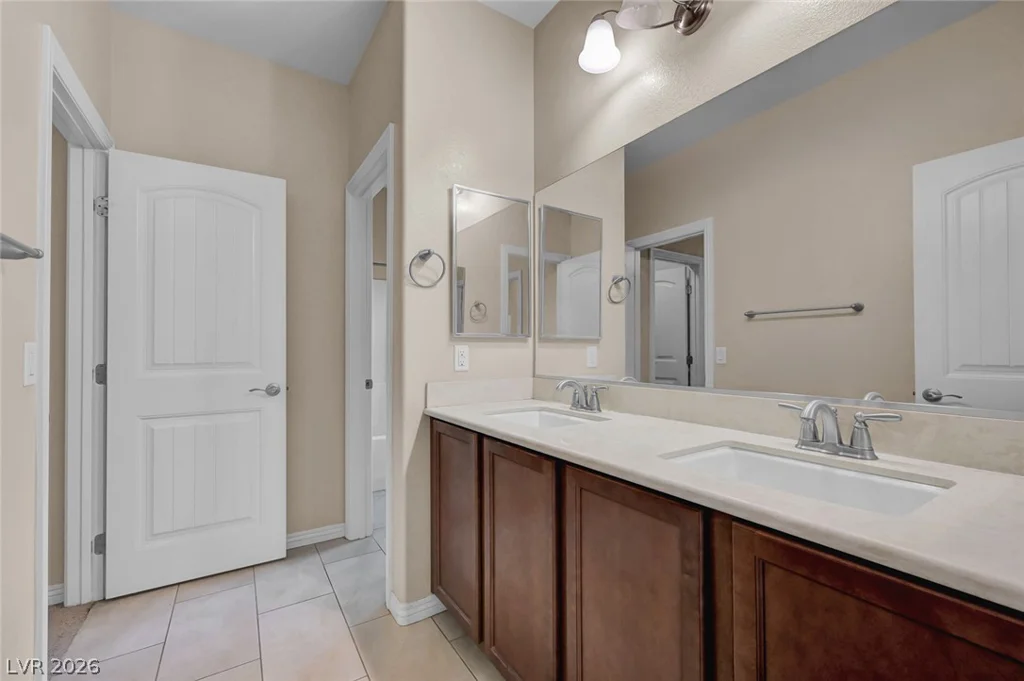 156 Dunblane, Henderson, NV 89012
