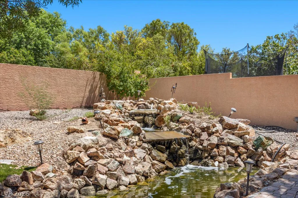 10658 Callington, Las Vegas, NV 89183