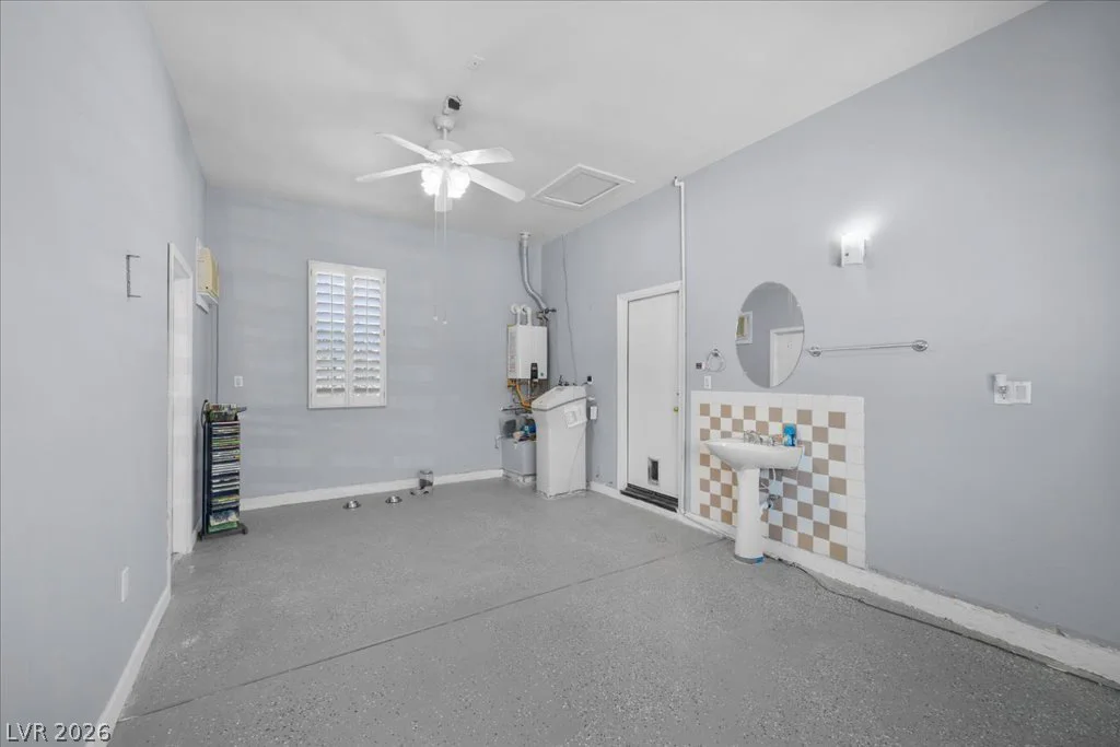 10658 Callington, Las Vegas, NV 89183
