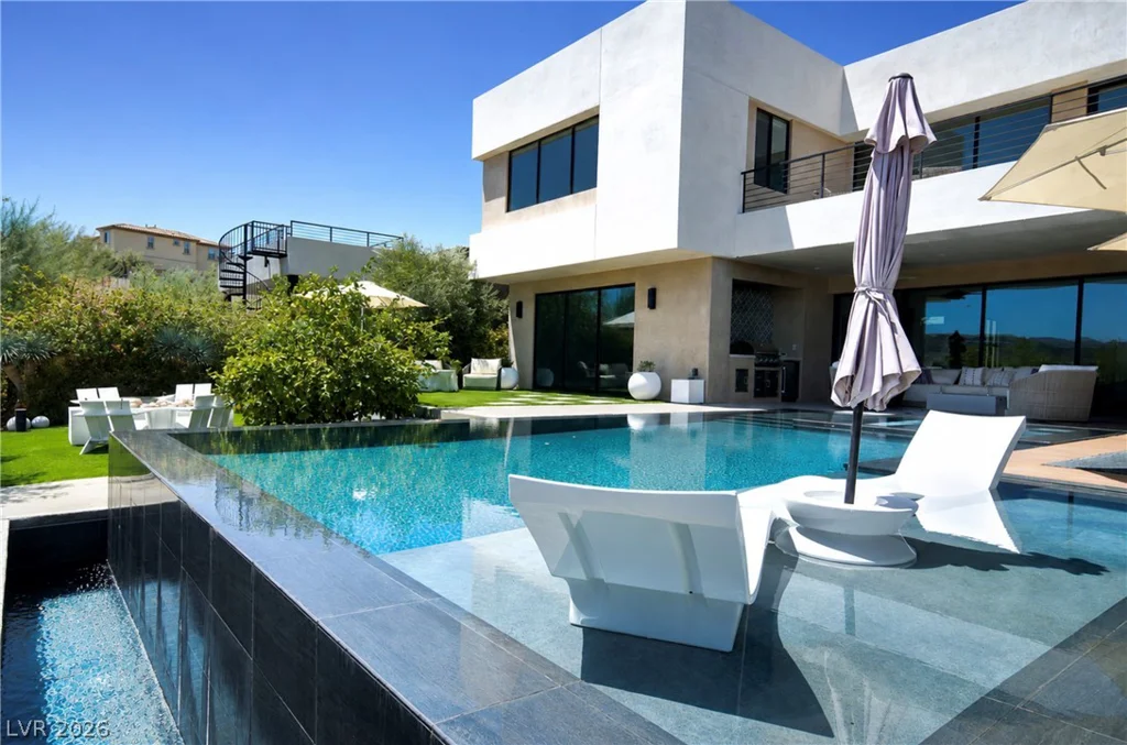 12 Highland Cove, Henderson, NV 89011