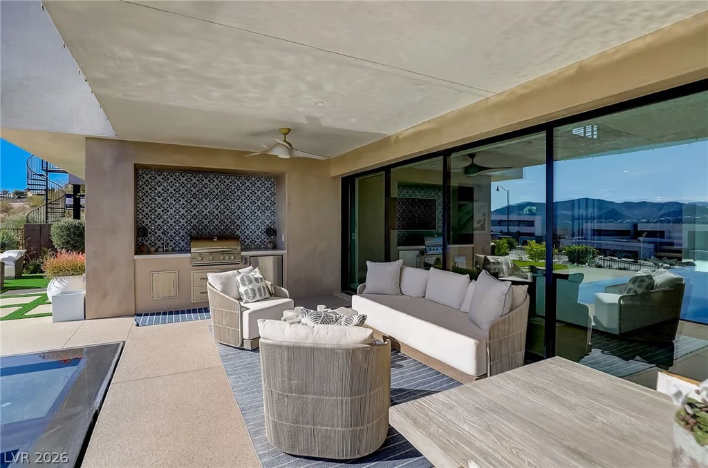 12 Highland Cove, Henderson, NV 89011