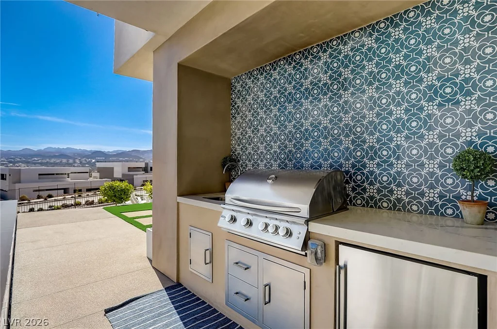 12 Highland Cove, Henderson, NV 89011
