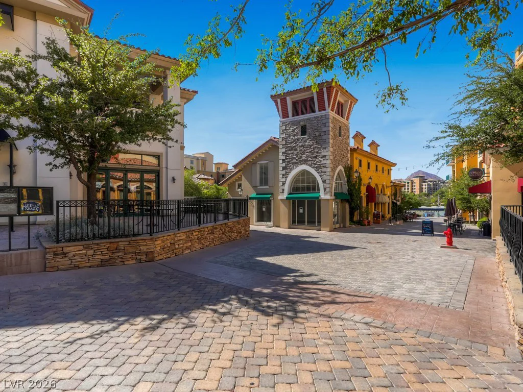 12 Highland Cove, Henderson, NV 89011