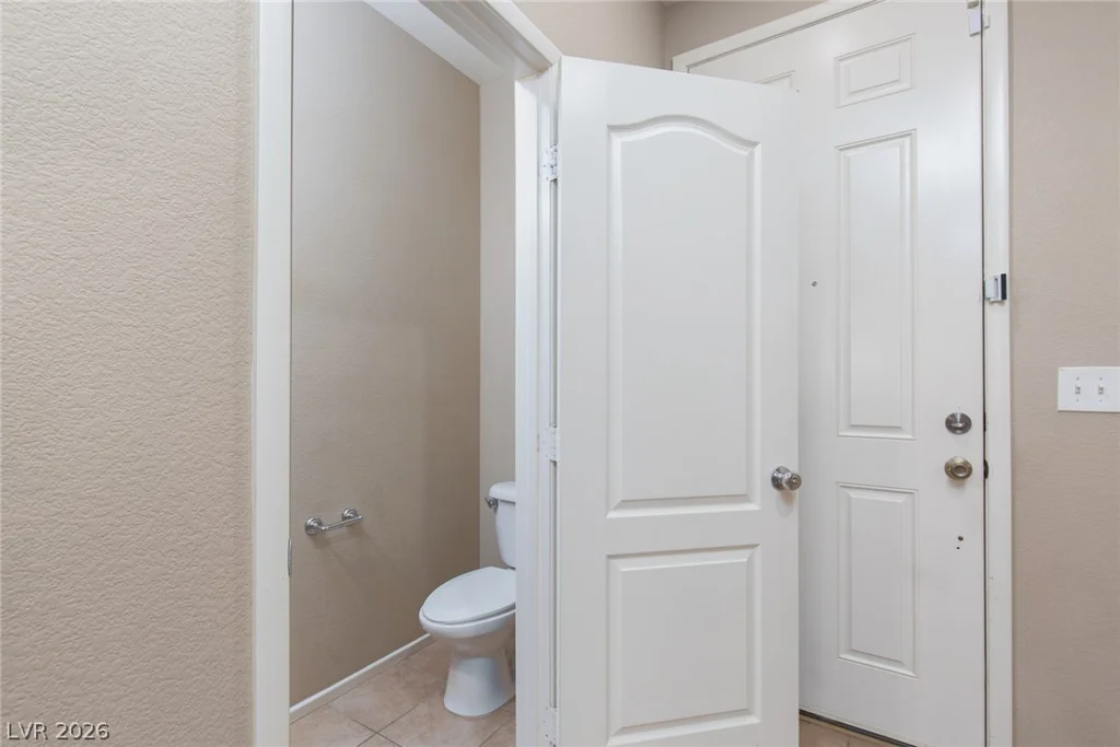 11631 Giles, Las Vegas, NV 89183