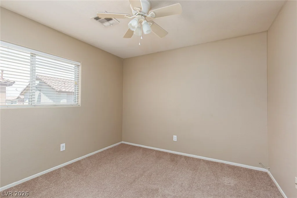 11631 Giles, Las Vegas, NV 89183