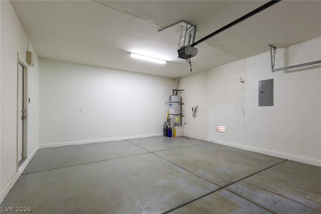11631 Giles, Las Vegas, NV 89183