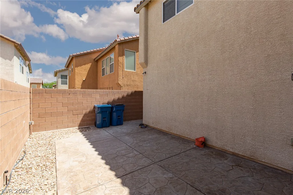 11631 Giles, Las Vegas, NV 89183