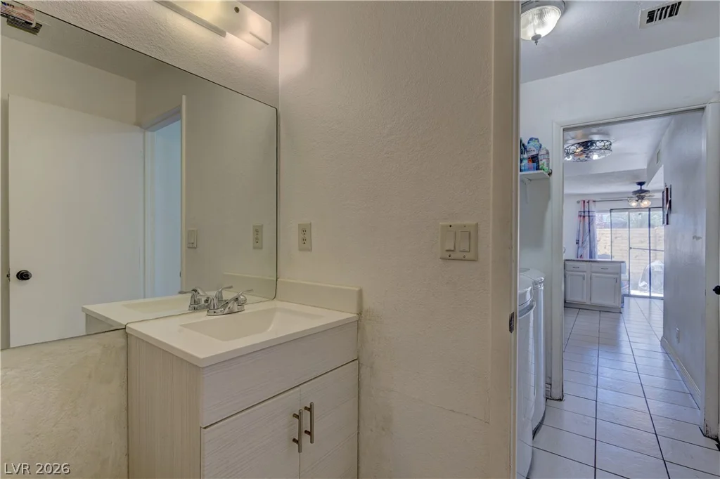 4441 Sirius, Las Vegas, NV 89102