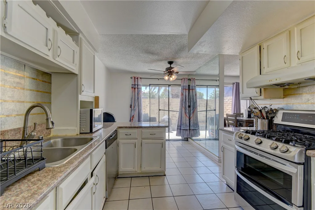 4441 Sirius, Las Vegas, NV 89102