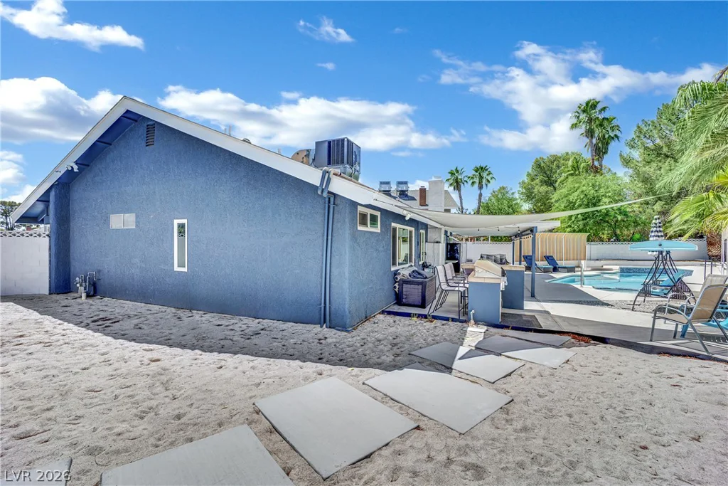 6636 Treadway, Las Vegas, NV 89103