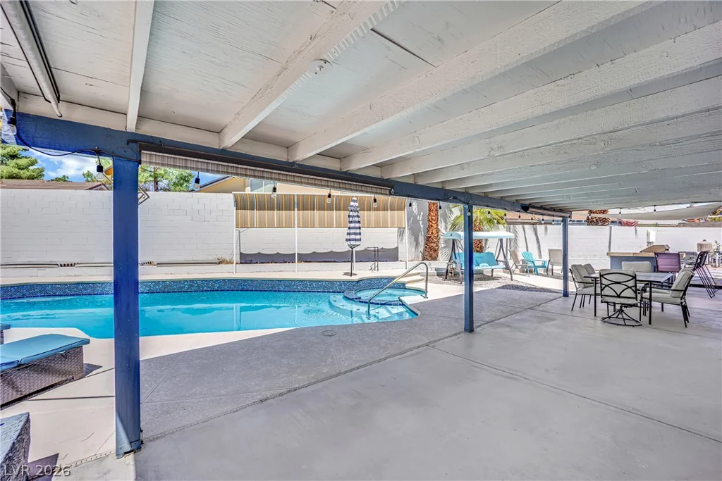 6636 Treadway, Las Vegas, NV 89103