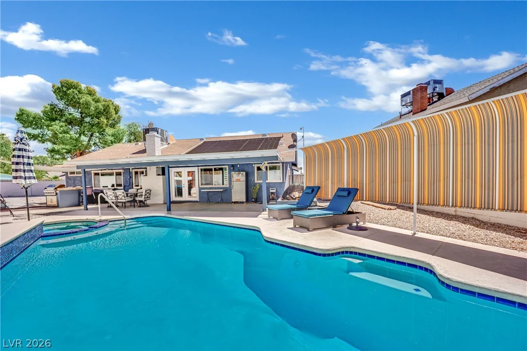 6636 Treadway, Las Vegas, NV 89103