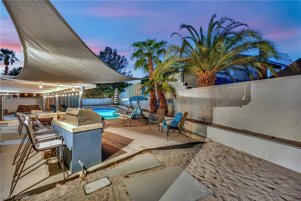 6636 Treadway, Las Vegas, NV 89103