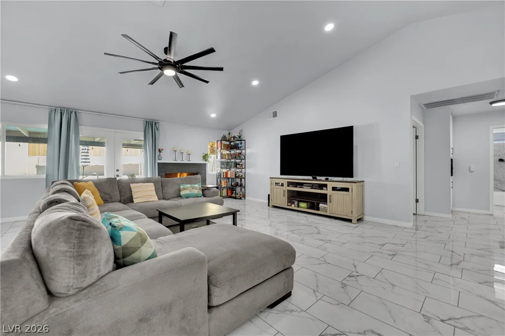 6636 Treadway, Las Vegas, NV 89103