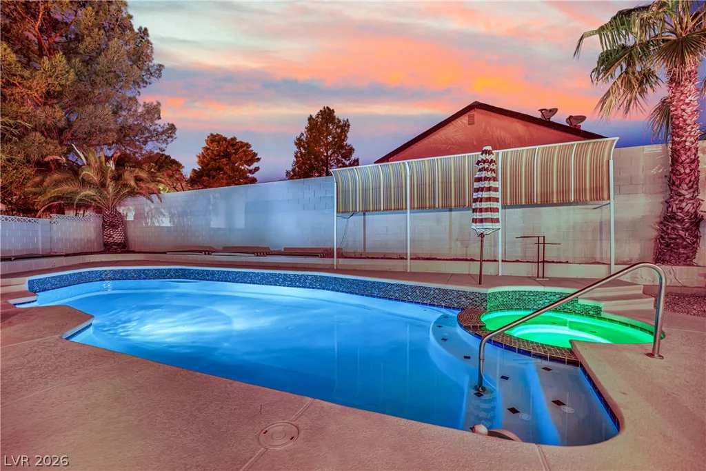 6636 Treadway, Las Vegas, NV 89103