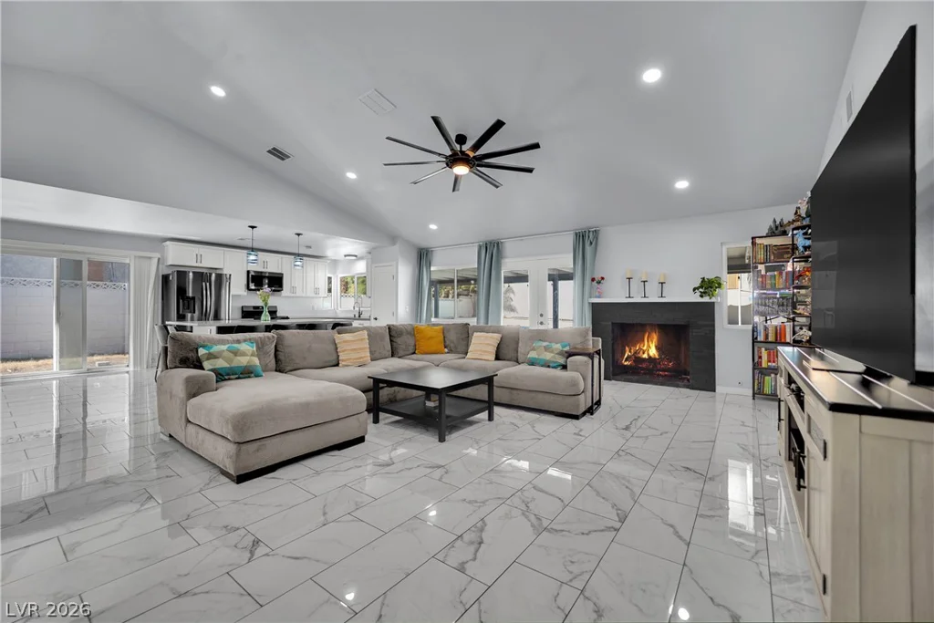 6636 Treadway, Las Vegas, NV 89103