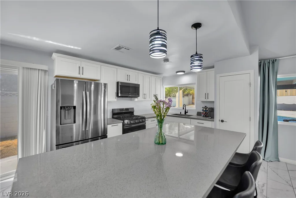 6636 Treadway, Las Vegas, NV 89103