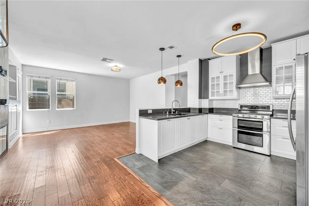 1004 Washington Oaks, Las Vegas, NV 89128