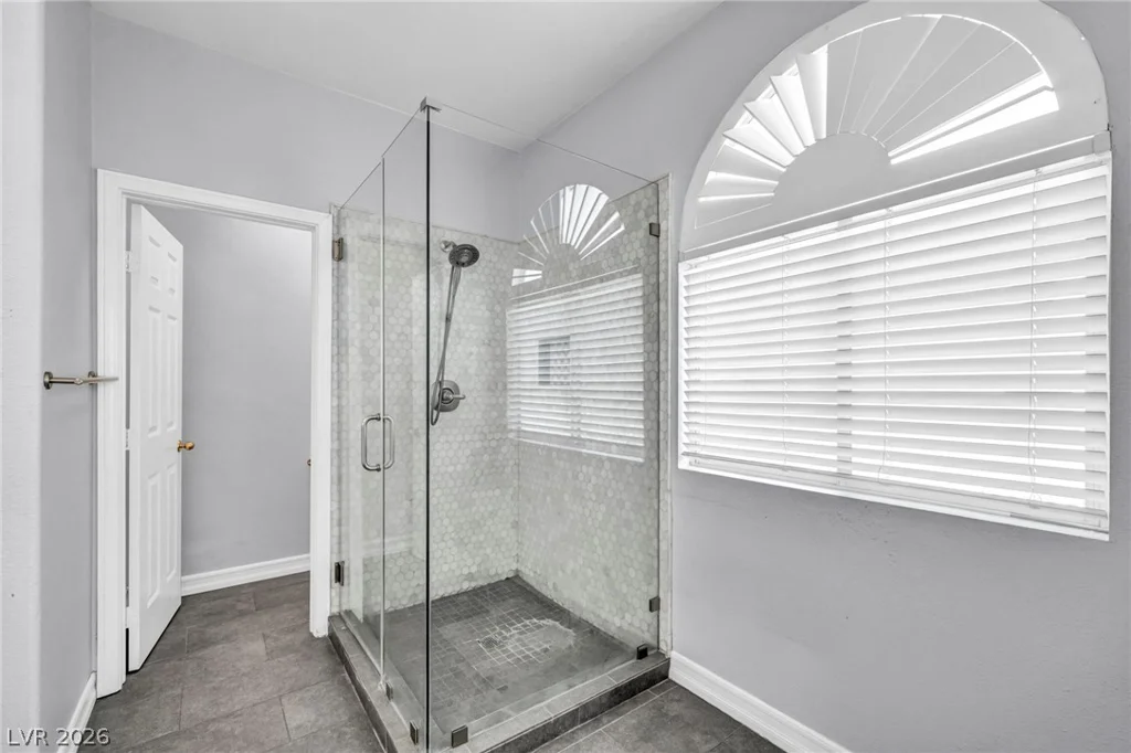 1004 Washington Oaks, Las Vegas, NV 89128