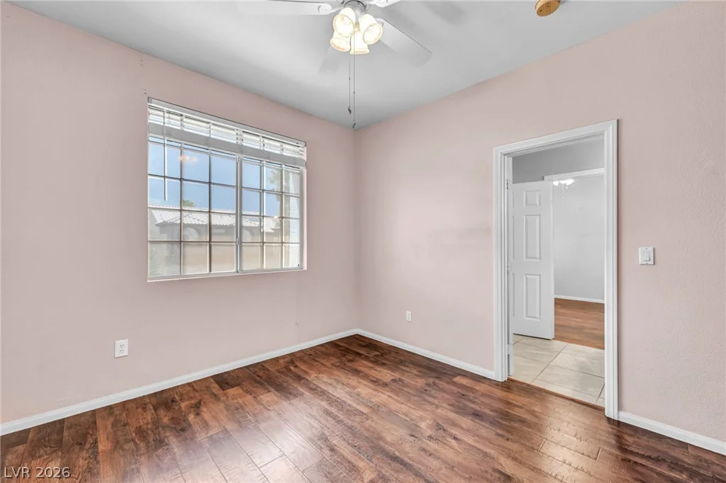 1004 Washington Oaks, Las Vegas, NV 89128