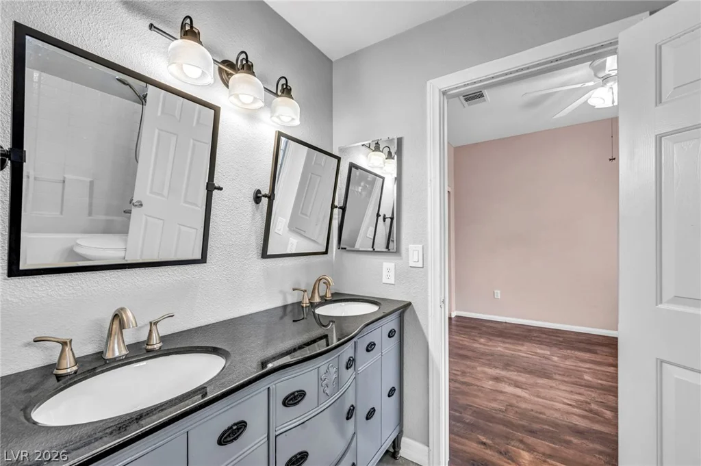 1004 Washington Oaks, Las Vegas, NV 89128