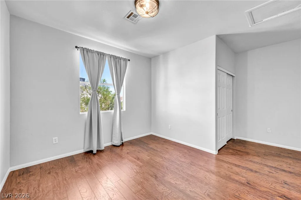 1004 Washington Oaks, Las Vegas, NV 89128
